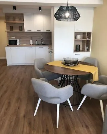 New Sunny Apartment Burgas アパート