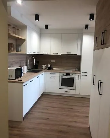 New Sunny Apartment Burgas アパート