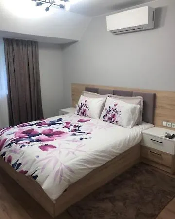 アパート New Sunny Apartment Burgas